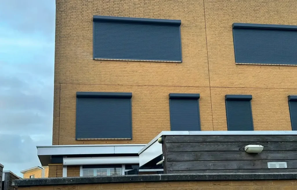 rolluiken naaldwijk solar